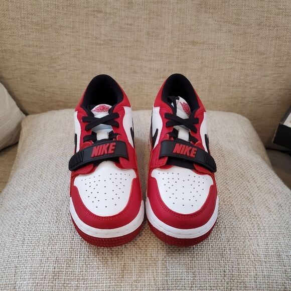 💥Nike💥 Kids Air Jordan Legacy 312 Low Sneaker - [White/Black/Gym Red] 4.5 - Picture 7 of 15